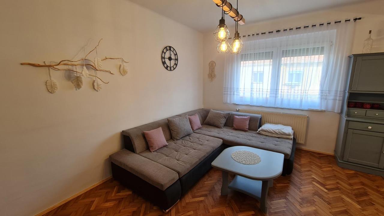 Ri-Jo Apartman Mohács Kültér fotó
